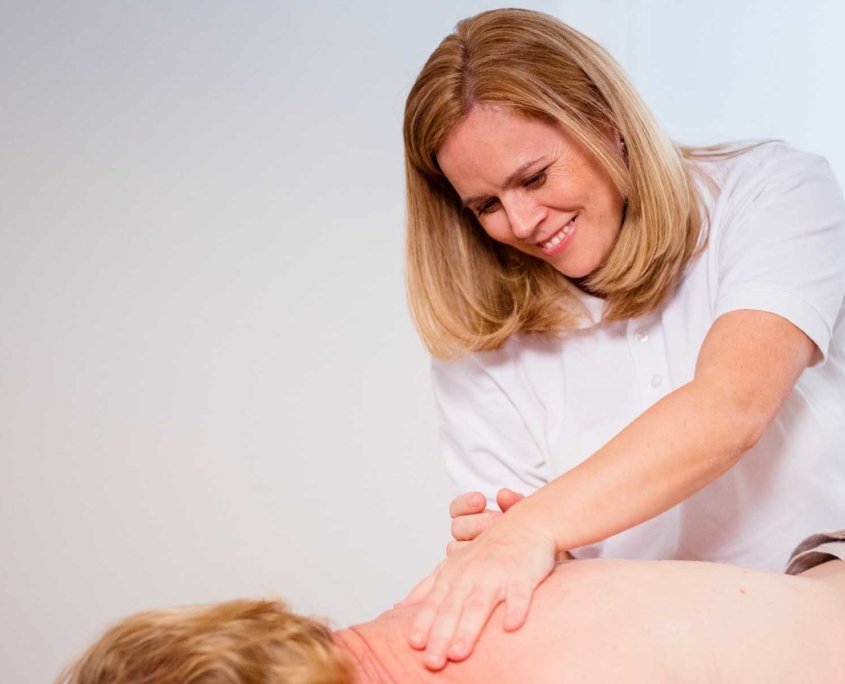 Heilmassage bei Kinemedic - Praxis für physikalische und rehabilitative Medizin